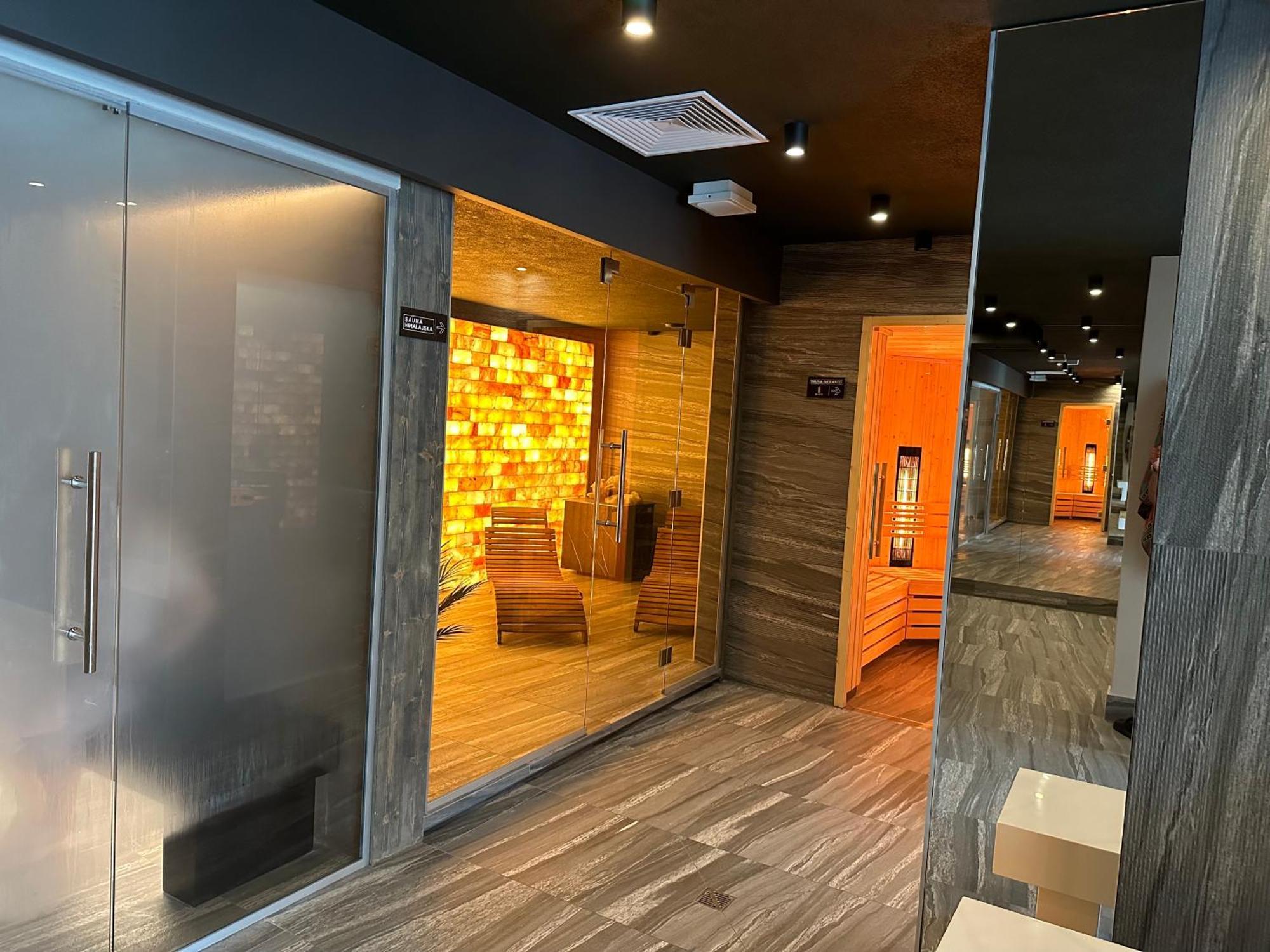 Baltic Style Spa Apartment With Free Pool, Saunas & Fitness - Kasprowicza 20 โควอบเซก ภายนอก รูปภาพ