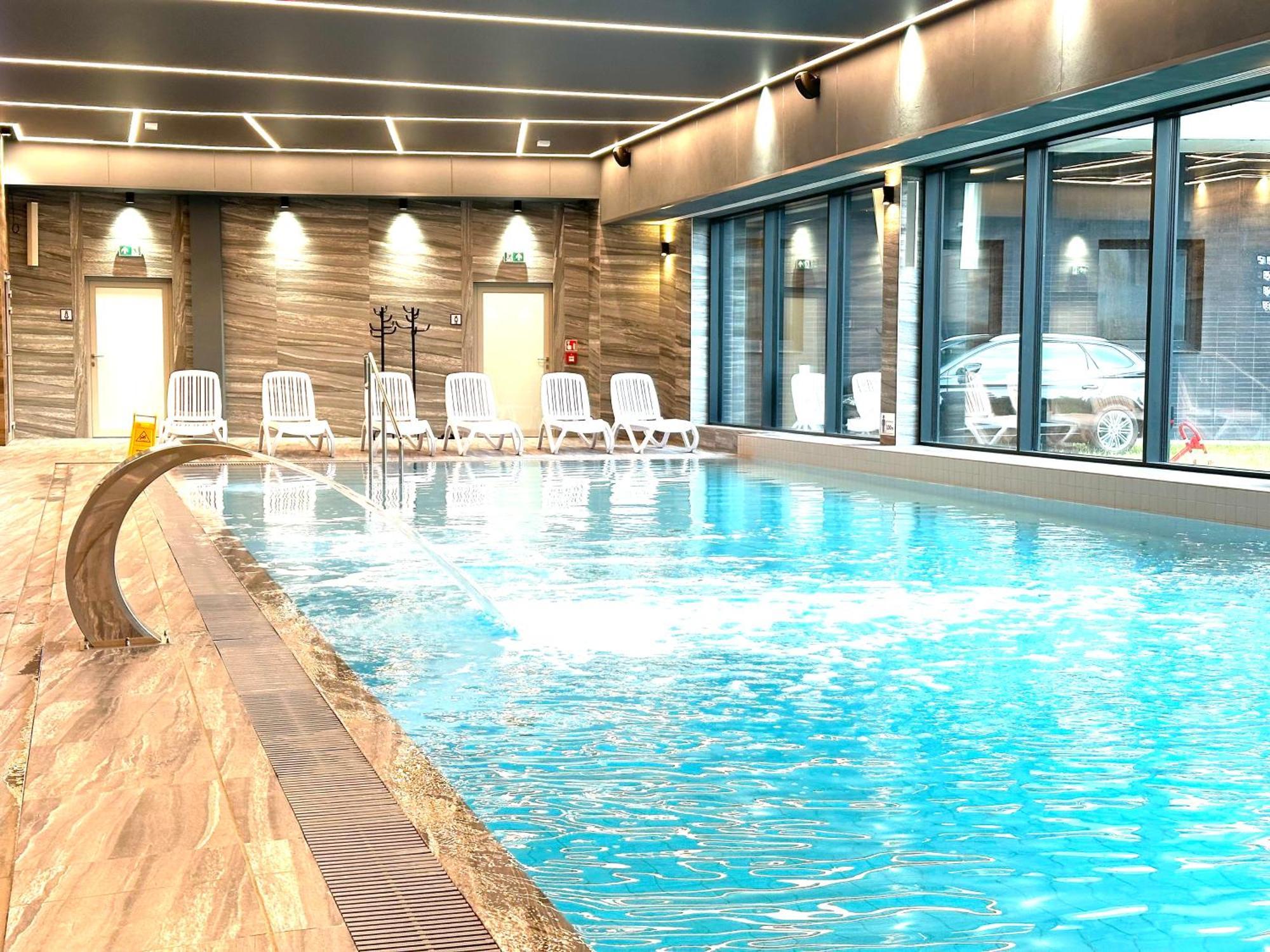 Baltic Style Spa Apartment With Free Pool, Saunas & Fitness - Kasprowicza 20 โควอบเซก ภายนอก รูปภาพ